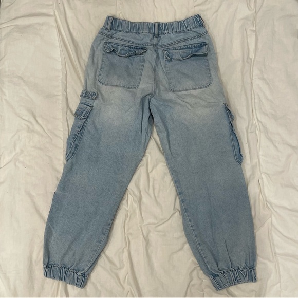 Denim Joggers with Side Pockets from Forever 21 - Picture 7 of 16